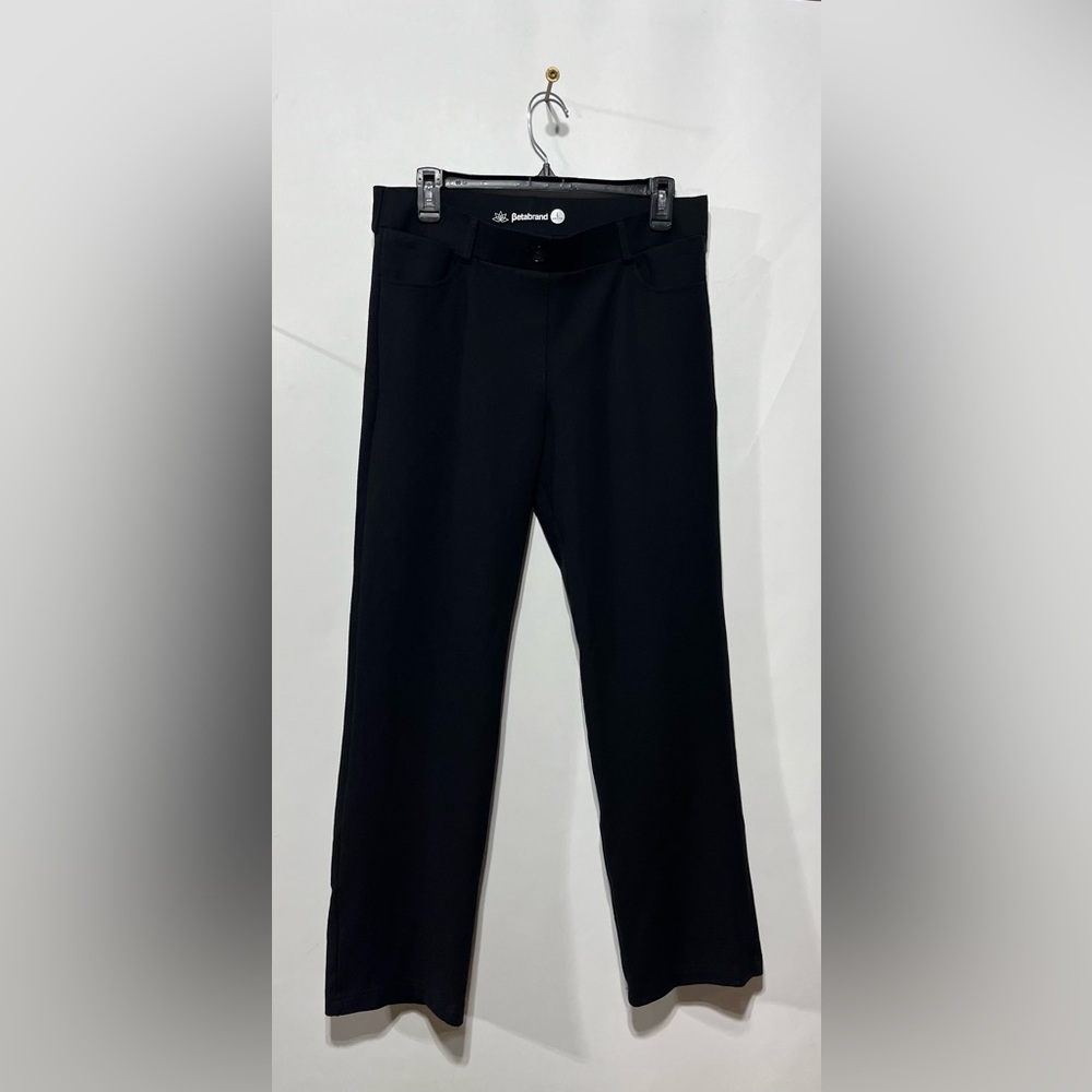Betabrand Black Straight Leg Pull On Women's‎ Pants Size Large Petite Inseam 29”